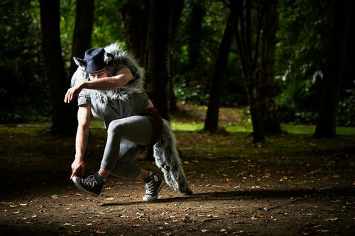 Mateusz-Szczerek in movement in a wooded area outdoors